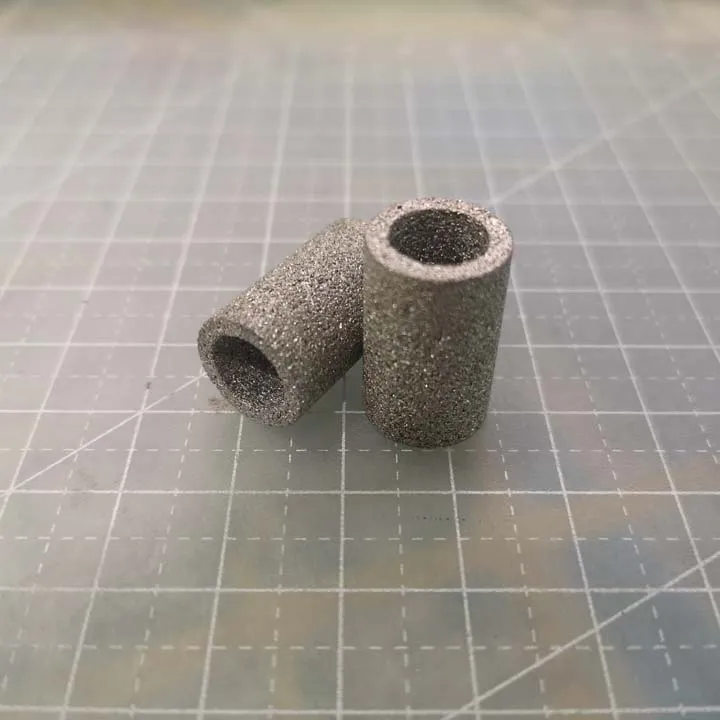 CAPUCHON FILTRE ACIER 6X10X30 5MICRON